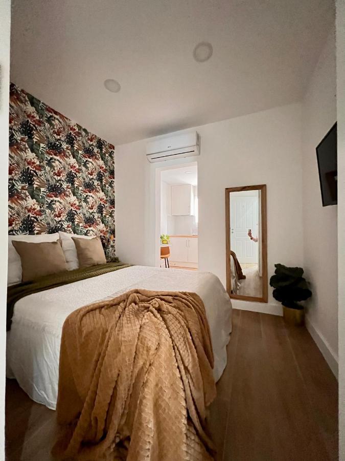Crysoyle Apartment Barcelona Next To Camp Nou L'Hospitalet de Llobregat Exterior photo